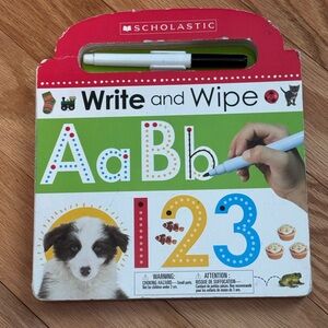 Ages 3+ Scholastic Write and Wipe ABC and 123 Dry Erase Book Early Learners